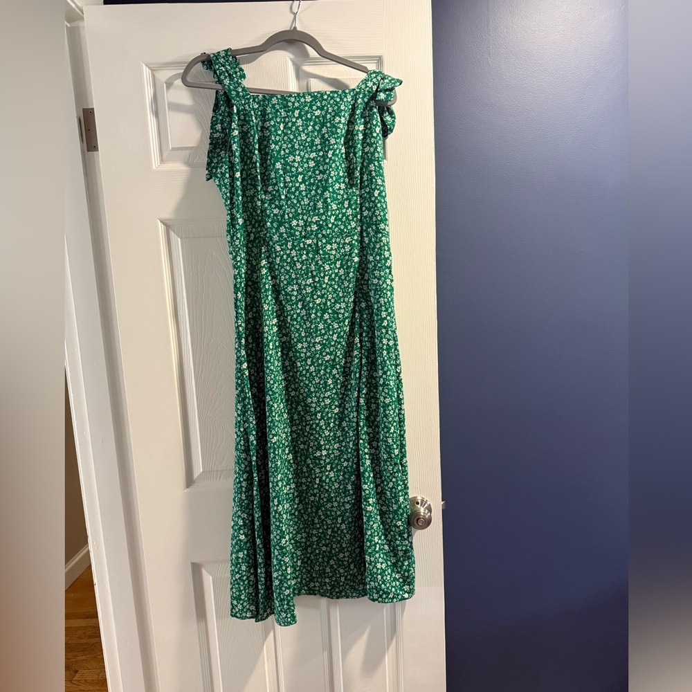 Cupshe Emerald Floral Midi Dress